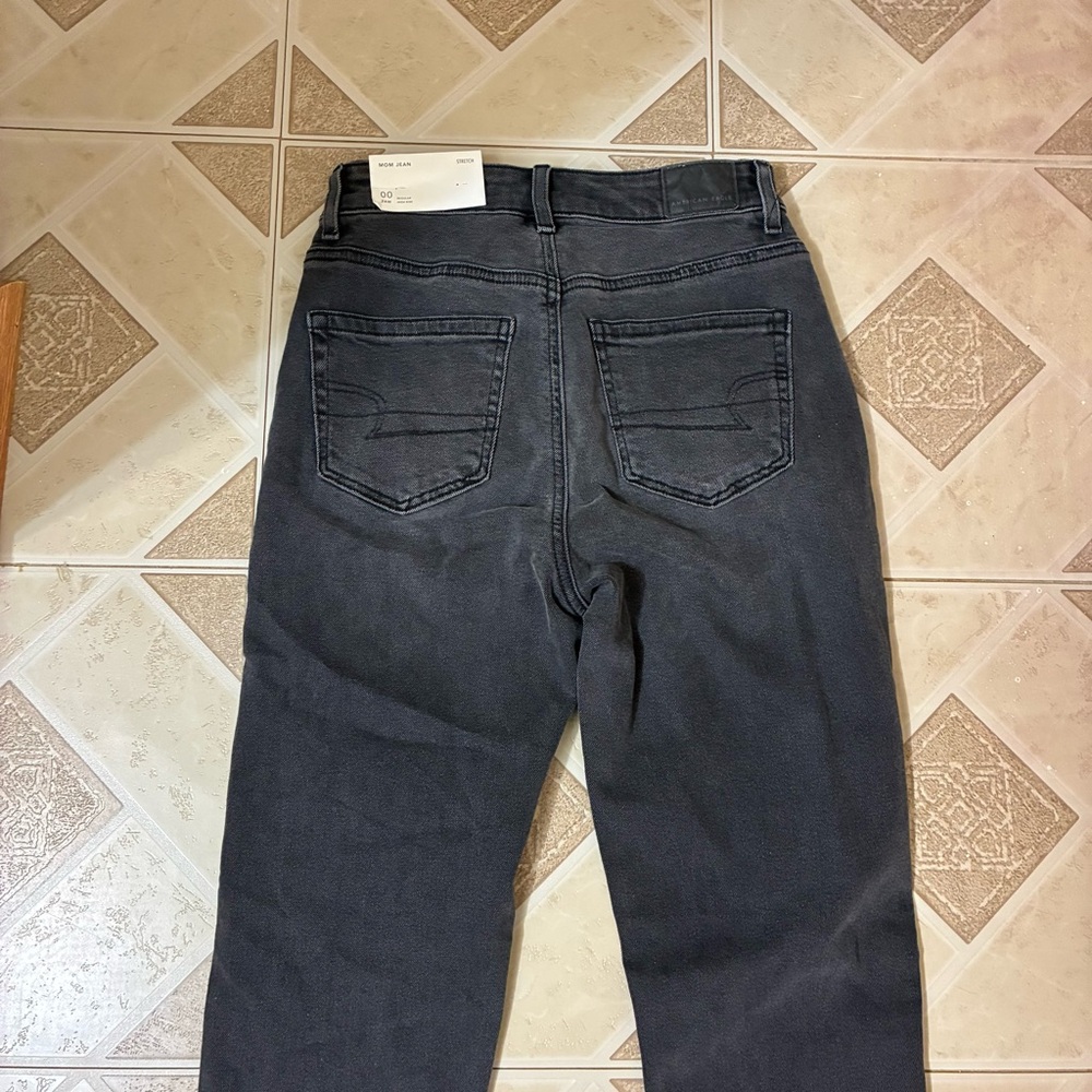 American eagle Black mom Jean